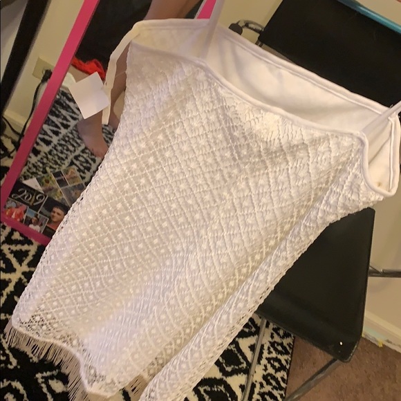 White short dress - Picture 3 of 4